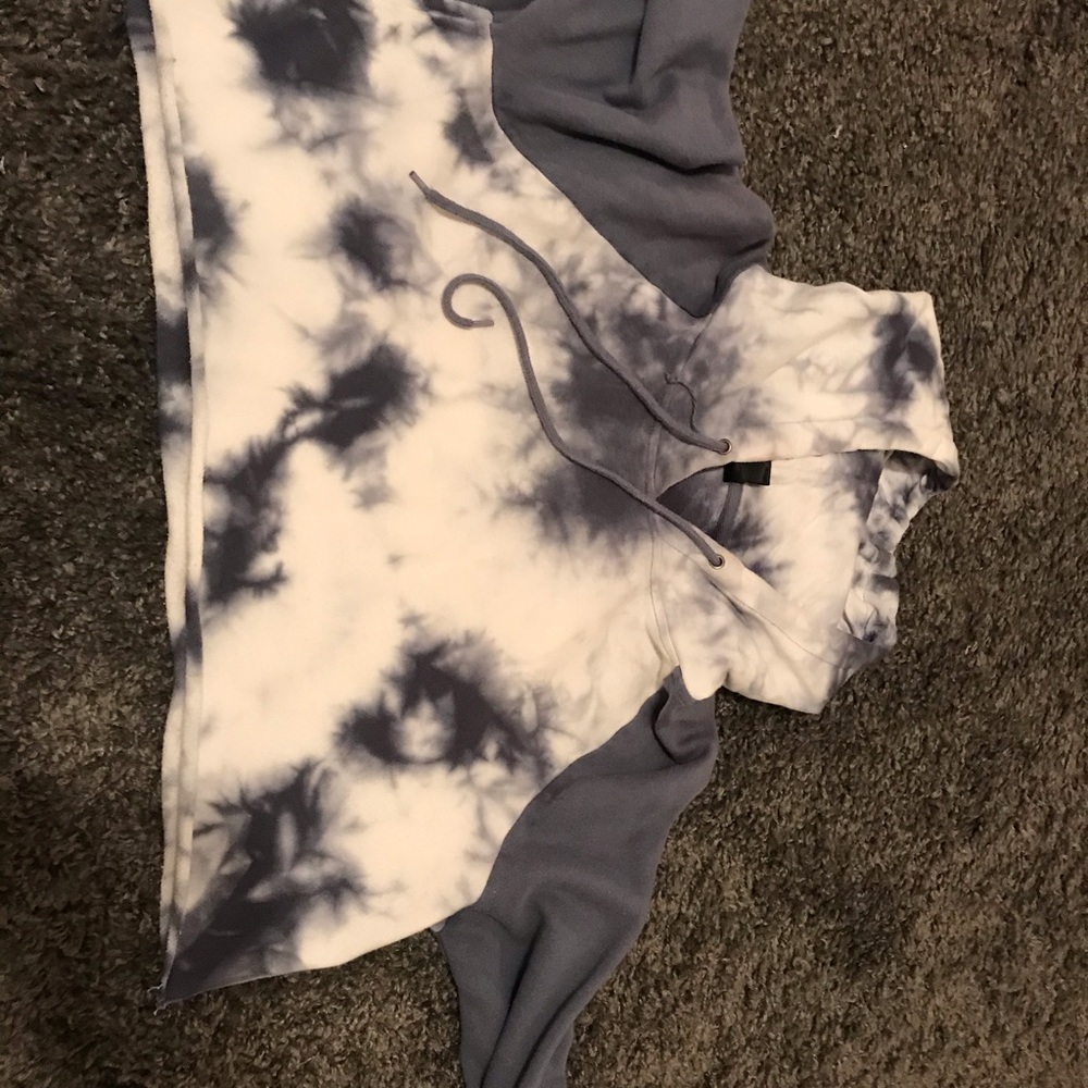 Cropped hoodie